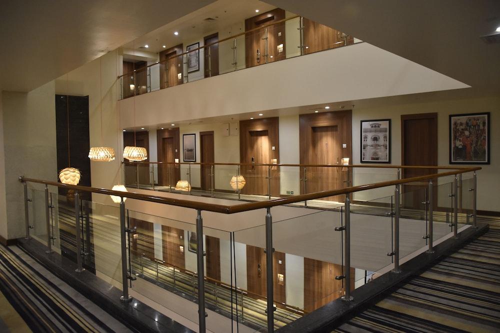 Lemon Tree Premier, Patna Otel Patna  Dış mekan fotoğraf