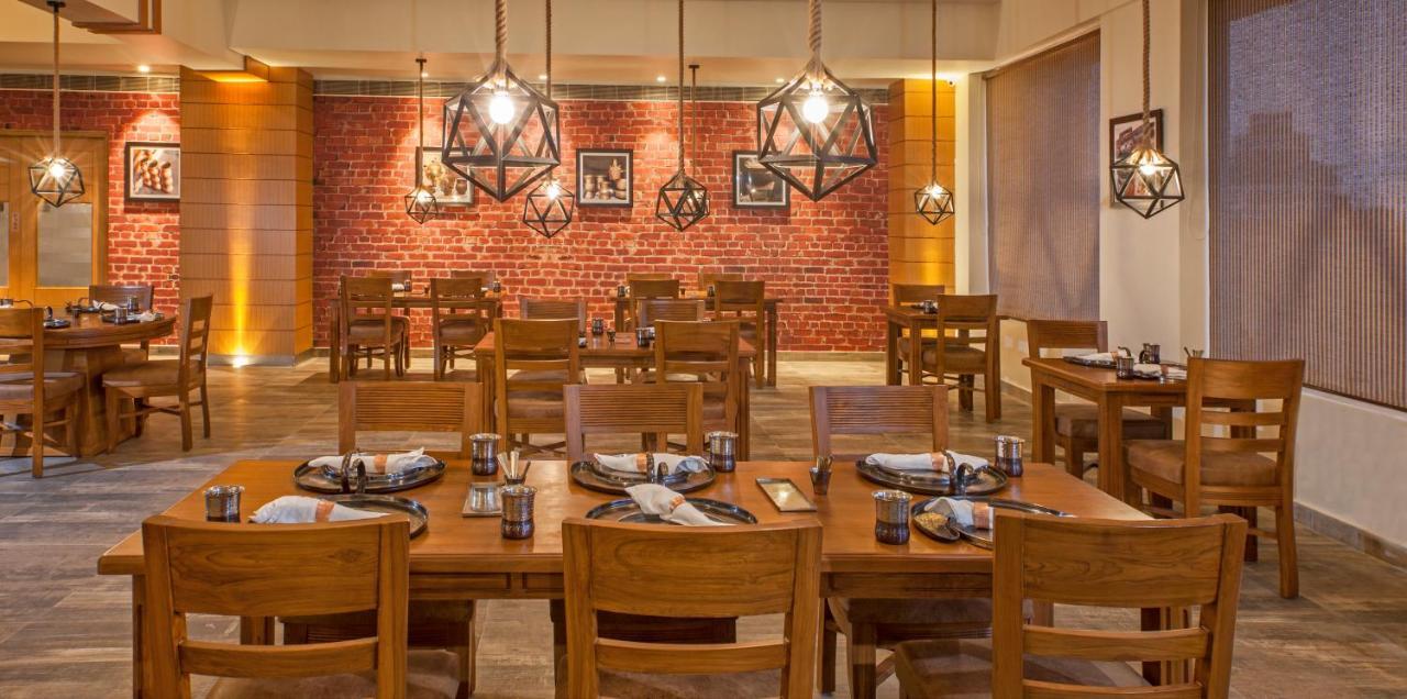 Lemon Tree Premier, Patna Otel Patna  Dış mekan fotoğraf